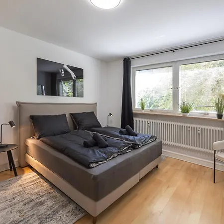Sweethome - Kueche, Stellplatz, Wlan, Naehe S-bahn Apartment *
