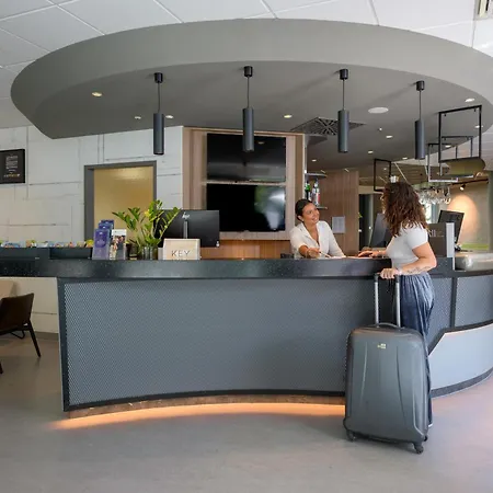 Ξενοδοχείο Novotel Parkstadt Schwabing 4*