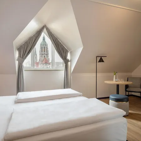 Center Affiliated By Melia Hotel München