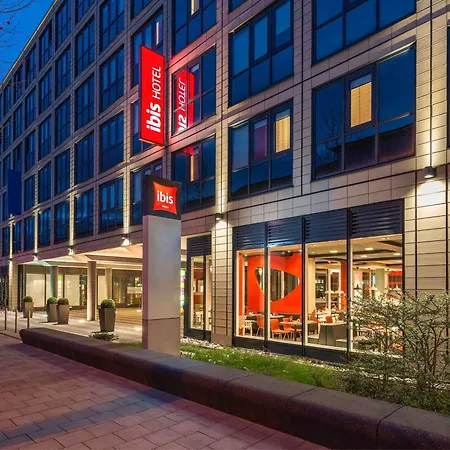 Ibis Parkstadt Schwabing Hotel 3*