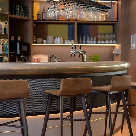 Novotel Parkstadt Schwabing Hotel 4*