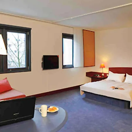 Hotel Novotel Parkstadt Schwabing Munich