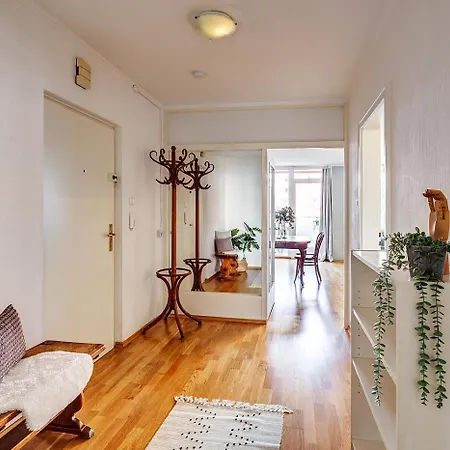 2br In Schwabing- What'app - 0034-635-520-036 - For Reservations!