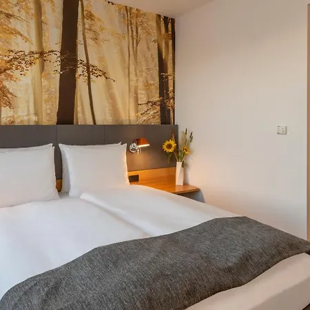 - Leuchtenbergring By Ihg Hotel