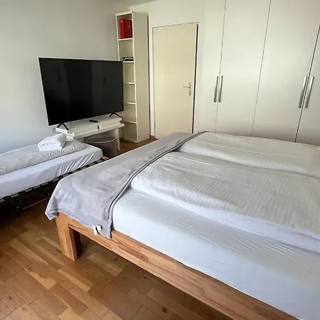 2 Br- New, Cozy For 5 People Apartment
