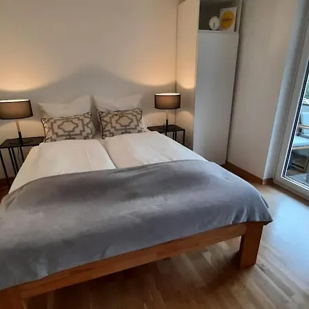 Apartment 2 Br- New, Cozy For 5 People Munich