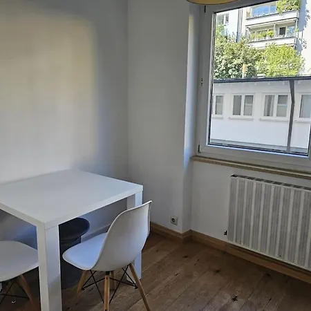 Apartment Bright, Comfy Flat, Location