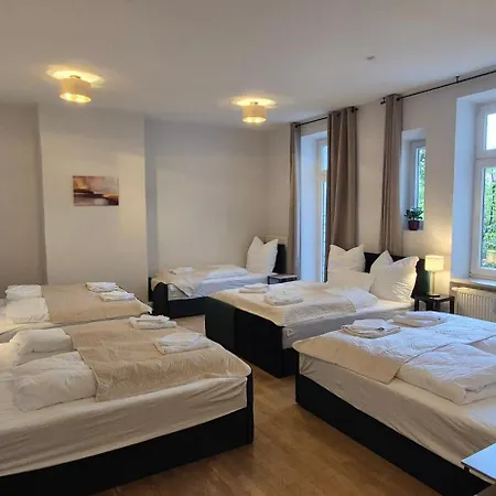 Large 110 Qm In Very Cetral Location 1 To 12 Guests Мюнхен