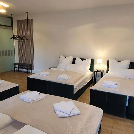 Large 110 Qm In Very Cetral Location 1 To 12 Guests Апартаменты