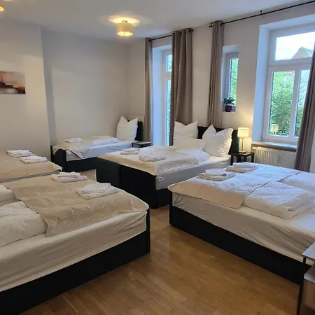 Апартаменты Large 110 Qm In Very Cetral Location 1 To 12 Guests Мюнхен
