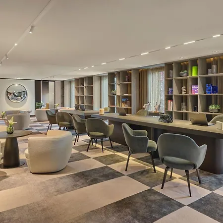 מלון Koenigshof, A Luxury Collection Hotel, 5*