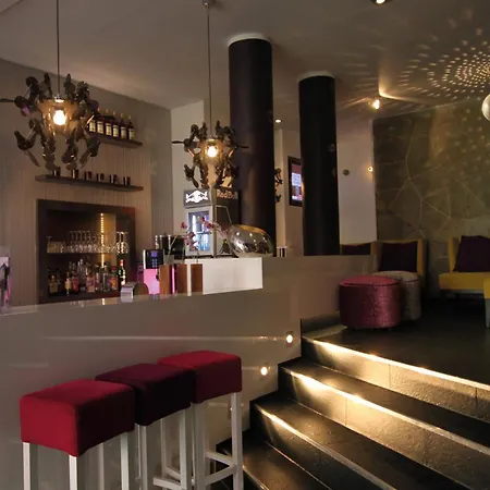 Leonardo Boutique Hotel 4*