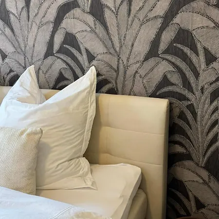 Apartment Exklusives Designer-apartment In Altbogenhausen Hochwertige Ausstattung Fuer Hoechste Ansprueche Munich