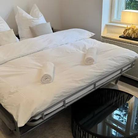 Apartment Exklusives Designer-apartment In Altbogenhausen Hochwertige Ausstattung Fuer Hoechste Ansprueche Munich