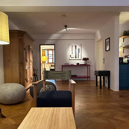 1 Bedroom In Apartment