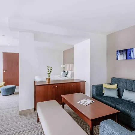 Courtyard By Marriott Center Mnichov