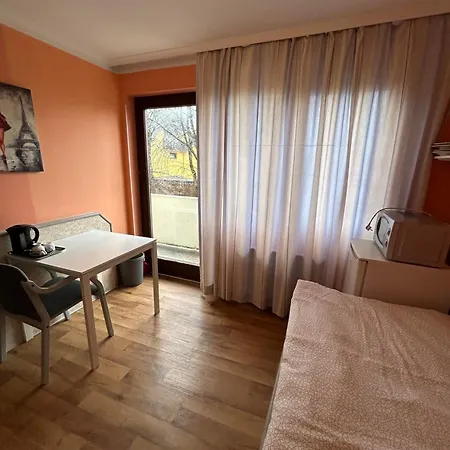 Budget Aubing Apartmenthostel Aub 162 Ostello
