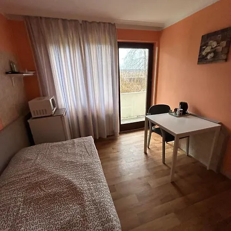 Budget Aubing Apartmenthostel Aub 162 Munich