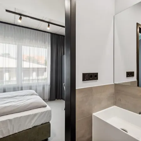 Nena East Aparthotel Monaco di Baviera