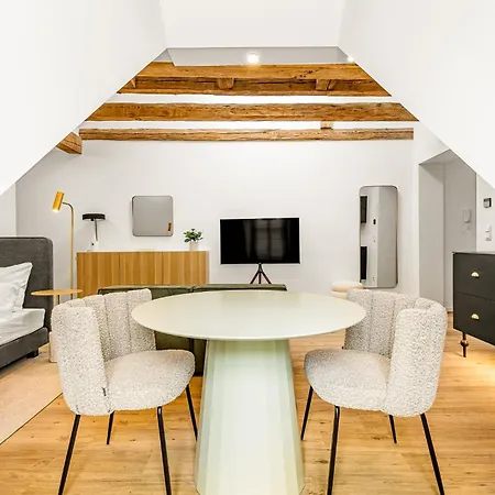 Kalm - A Design Appart hôtel *