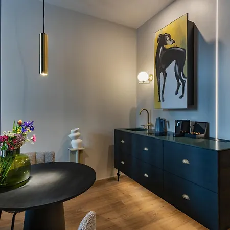 Kalm - A Design Appart hôtel *