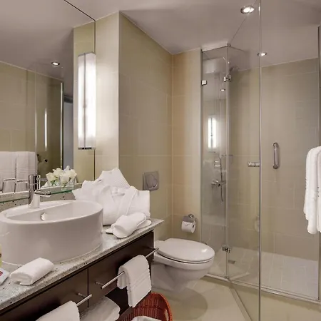 By Marriott East 4* Μόναχο