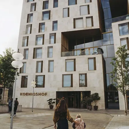 Koenigshof, A Luxury Collection Hotel, מינכן