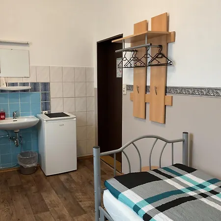 Ostello Anna - Monteurzimmer *