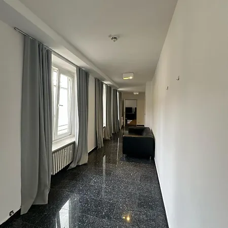 Al Nafurah Apartahotel
