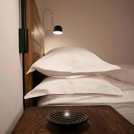 Apartment 1 Bedroom In