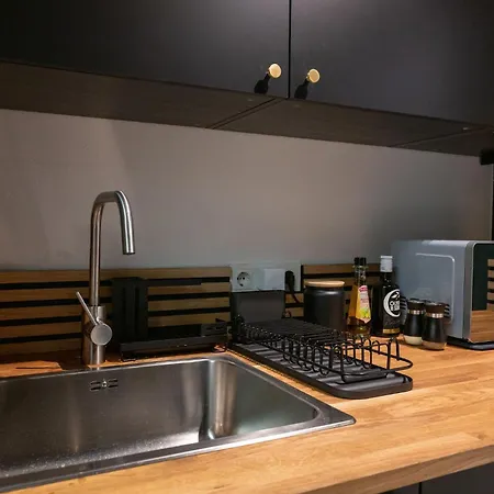 Large 150 Qm In Centrally Located 1 To 15 Guests * מינכן