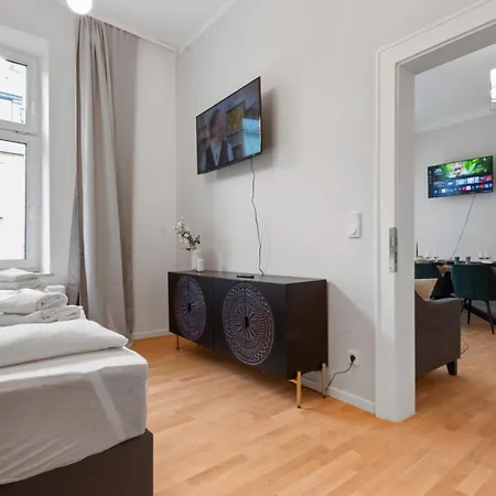 Flatista Homes - Luise * Munich