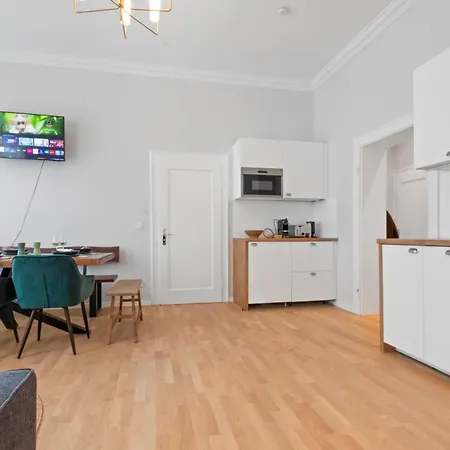 Flatista Homes - Luise Apartment Munich
