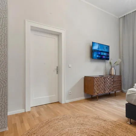 Flatista Homes - Luise *