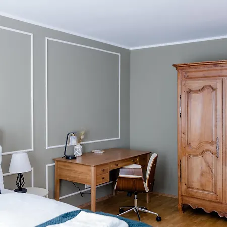 Lumen Homes - Altstadt-residenz, Direkt Im Zentrum, Geraeumiges Mit 5 Zimmern, Kueche Apartment