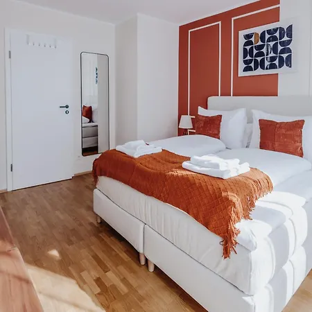 Lumen Homes - Altstadt-residenz, Direkt Im Zentrum, Geraeumiges Mit 5 Zimmern, Kueche