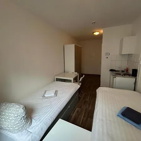 Budget Station Apartmenthostel Sen 14