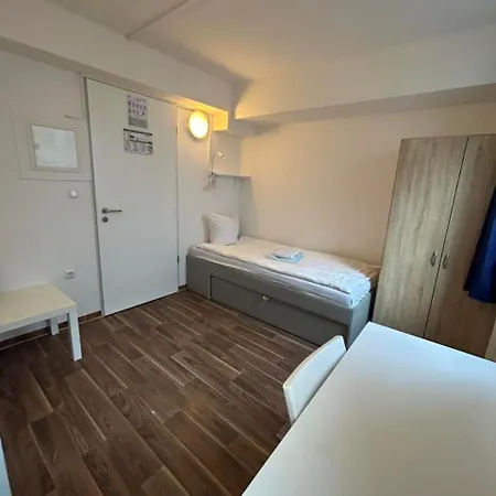 Budget Station Apartmenthostel Sen 14 Munich