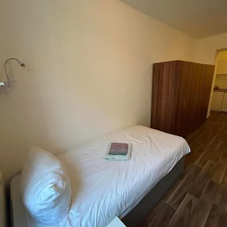 Budget Station Apartmenthostel Sen 14 Monaco di Baviera