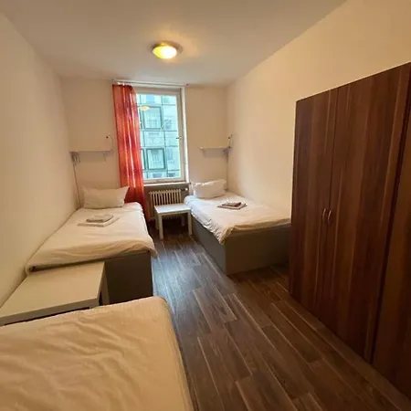 Budget Station Apartmenthostel Sen 14 Appartamento *