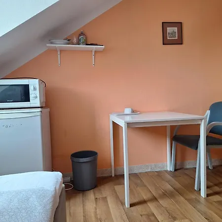 Hostel Budget Aubing Apartmenthostel Aub 162 Munich