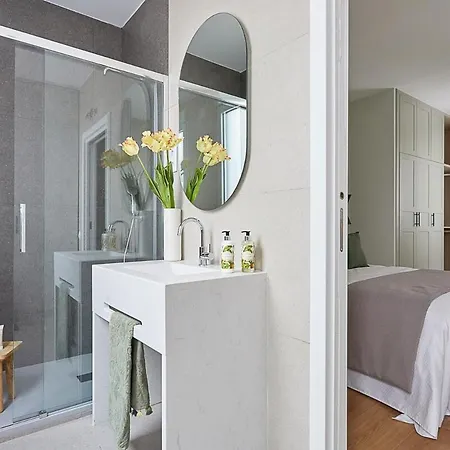 4-bedrooms *
