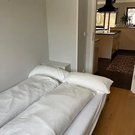Apartment Modernes Designer Mit Balkon 5 Min Zum Oktoberfest &