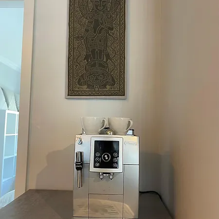 Modernes Designer Mit Balkon 5 Min Zum Oktoberfest & * Munich