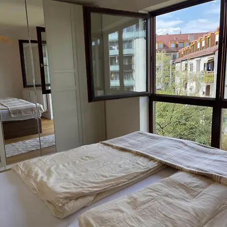 Modernes Designer Mit Balkon 5 Min Zum Oktoberfest & Apartment *