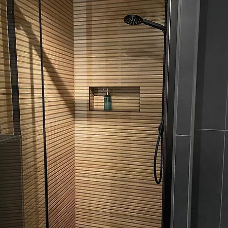 Apartment Modernes Designer Mit Balkon 5 Min Zum Oktoberfest & *