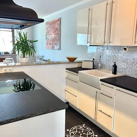 Modernes Designer Mit Balkon 5 Min Zum Oktoberfest & Apartment *