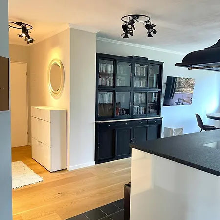 Modernes Designer Mit Balkon 5 Min Zum Oktoberfest & Apartment