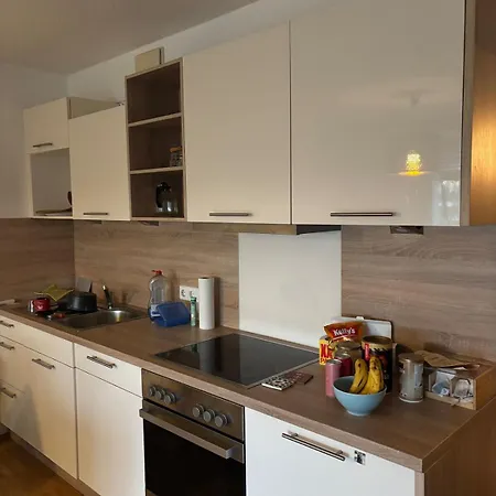 Apartment 55 M2 Sunny Westend Flat *