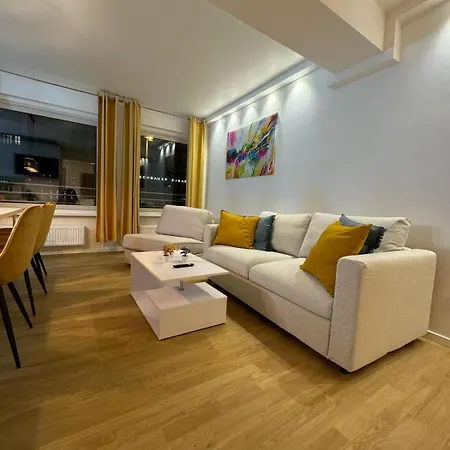 Place Direkt Am Karlsplatz - Stachus 70 Qm Mit 2 Schlafzimmer Mila Munich